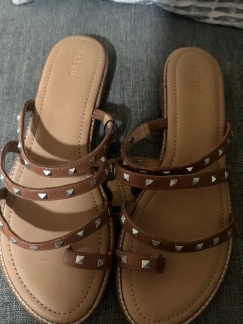 NWT CREVO Genuine Leather Studded Flat Sandals